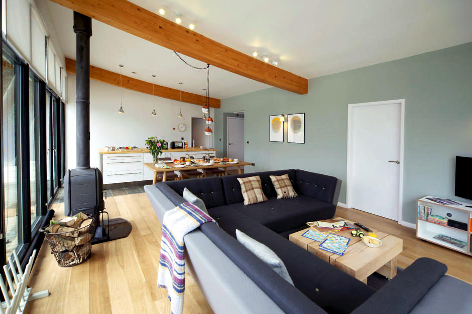 Shoot Wide and Low for Better Architecture Images Shoot Wide and Low for Better Architecture Images